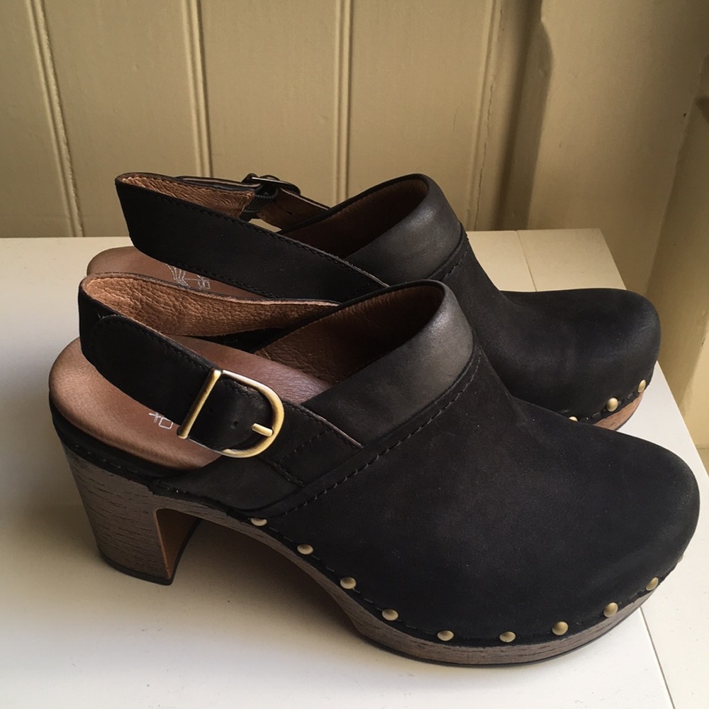 Dansko Delle Dress Pump